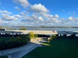 City Loft Escape with River Views! By Hollyhock
