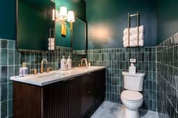 Hollyhock Suite 411: 1 bed/1 bath