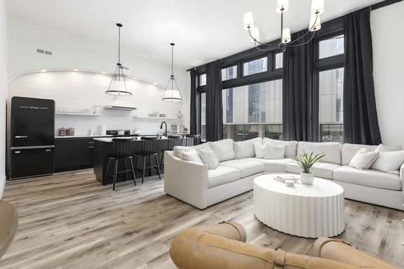 Decadent Cityscape Retreat - Image 1