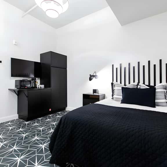 The Geometric Suite - Image 1
