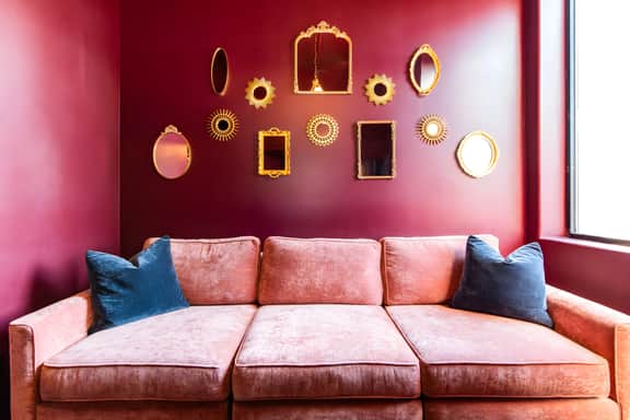 Hollyhock Suite 508: 2 beds/1 bath