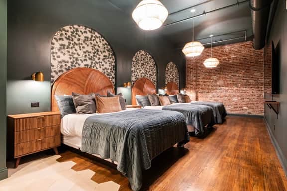 Hollyhock Suite 304: 1 Bed/1 Bath