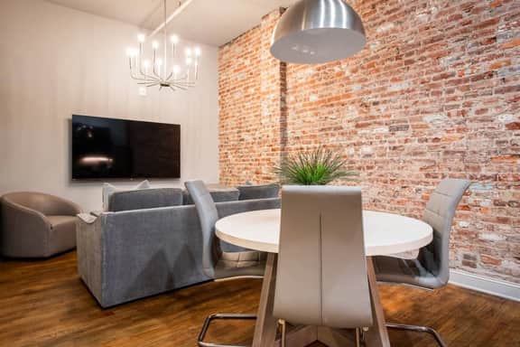 Hollyhock Suite 303: 2 Bed/1 Bath